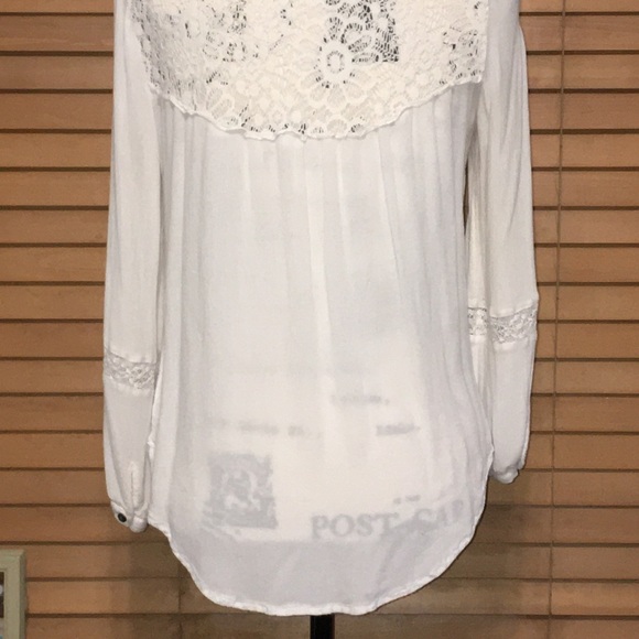 American Eagle Button Down Long Sleeve Blouse - Picture 7 of 8